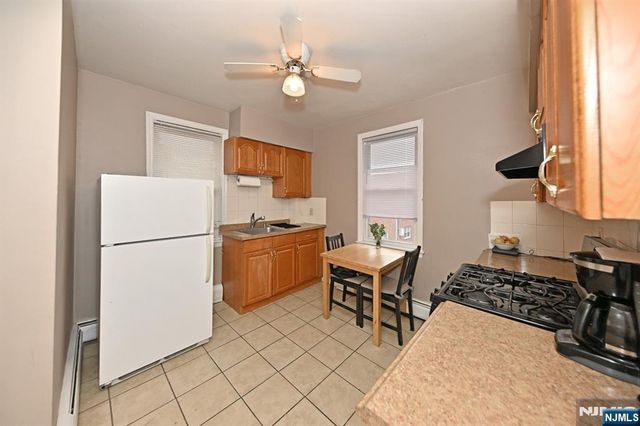 236 Rochelle Avenue, Rochelle Park, NJ 07662