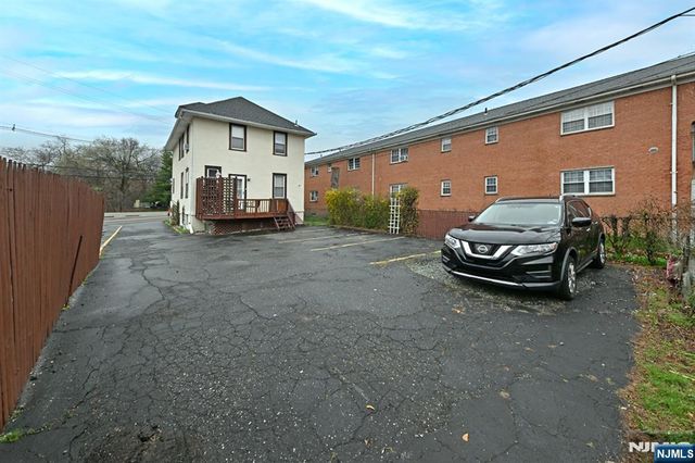 236 Rochelle Avenue, Rochelle Park, NJ 07662