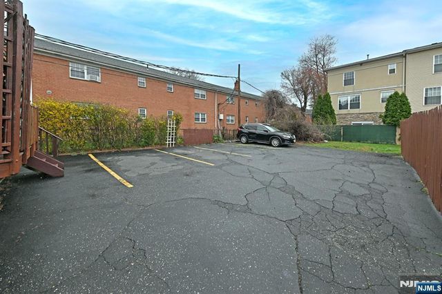 236 Rochelle Avenue, Rochelle Park, NJ 07662