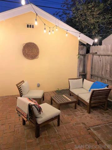 525 3rd Street, Encinitas, CA 92024