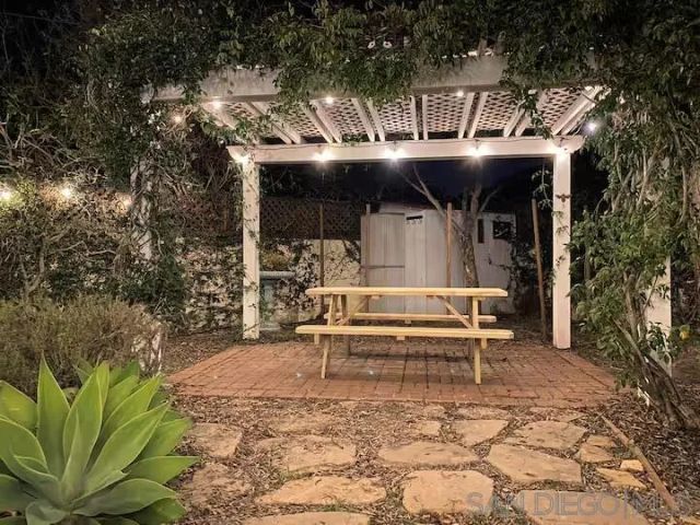 525 3rd Street, Encinitas, CA 92024