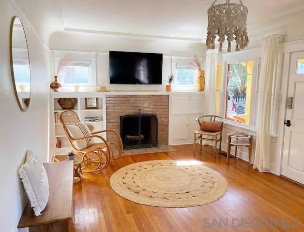 525 3rd Street, Encinitas, CA 92024