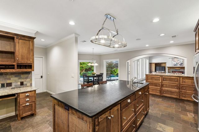 9206 Club Glen Drive, Dallas, TX 75243