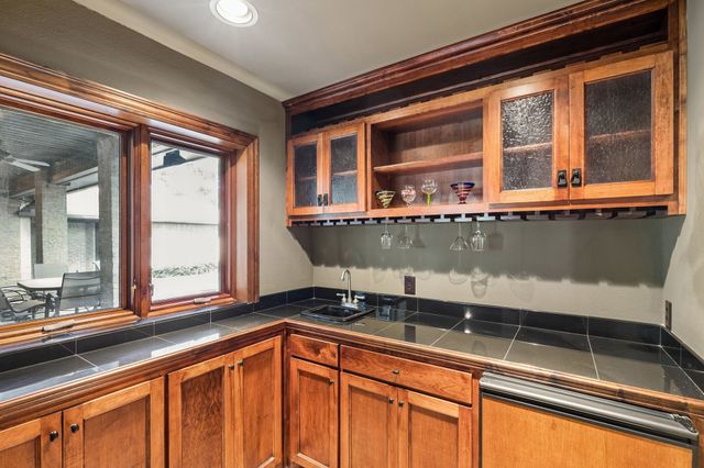 9206 Club Glen Drive, Dallas, TX 75243