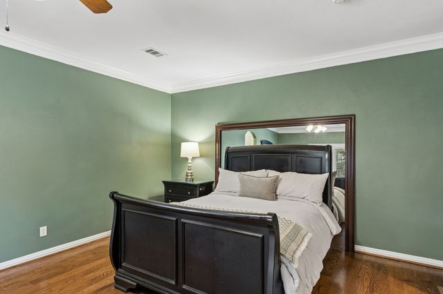 9206 Club Glen Drive, Dallas, TX 75243