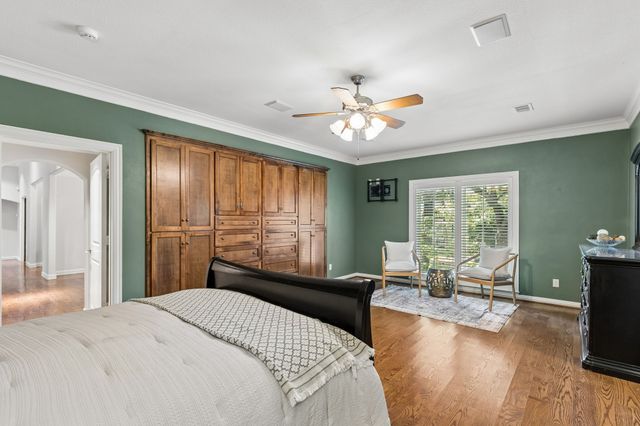 9206 Club Glen Drive, Dallas, TX 75243