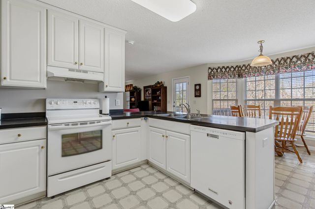 3206 252 Highway, Laurens, SC 29360