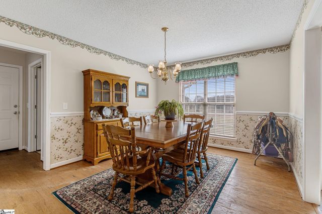 3206 252 Highway, Laurens, SC 29360