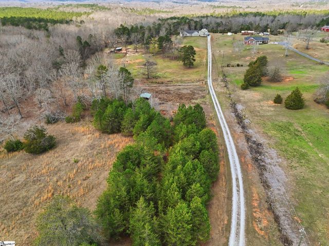 3206 252 Highway, Laurens, SC 29360