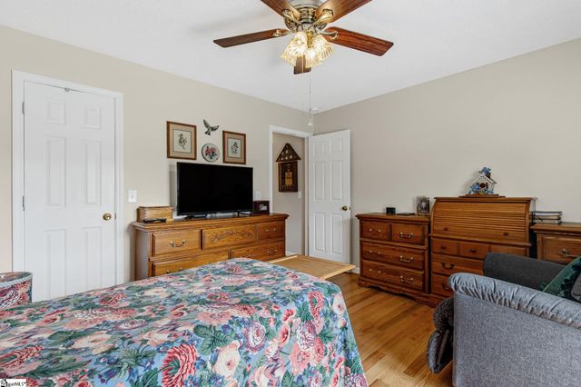 3206 252 Highway, Laurens, SC 29360