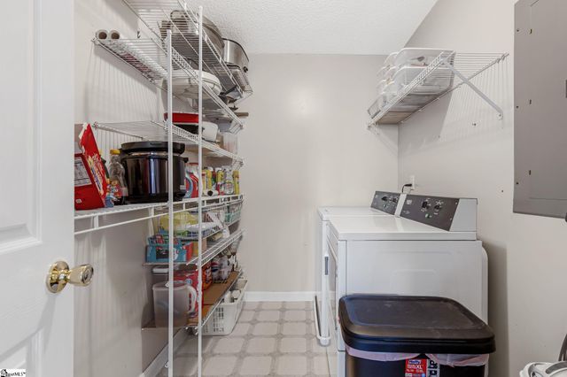 3206 252 Highway, Laurens, SC 29360