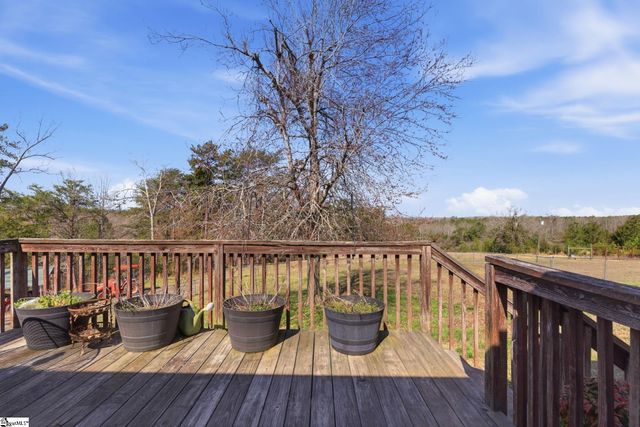 3206 252 Highway, Laurens, SC 29360