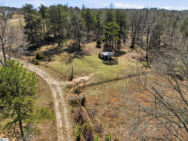 3206 252 Highway, Laurens, SC 29360