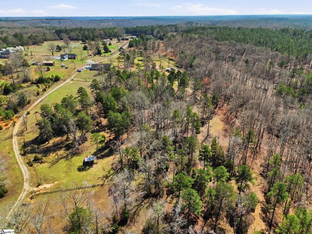 3206 252 Highway, Laurens, SC 29360