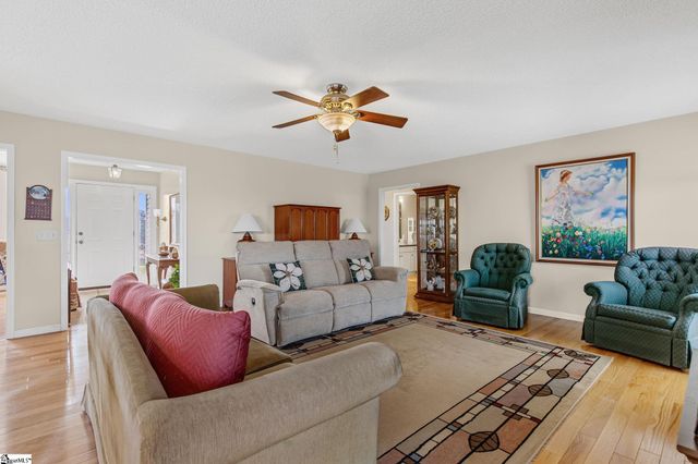 3206 252 Highway, Laurens, SC 29360