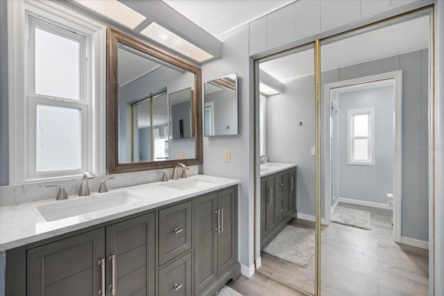 522 PARKWOOD AVENUE, North Port, FL 34287