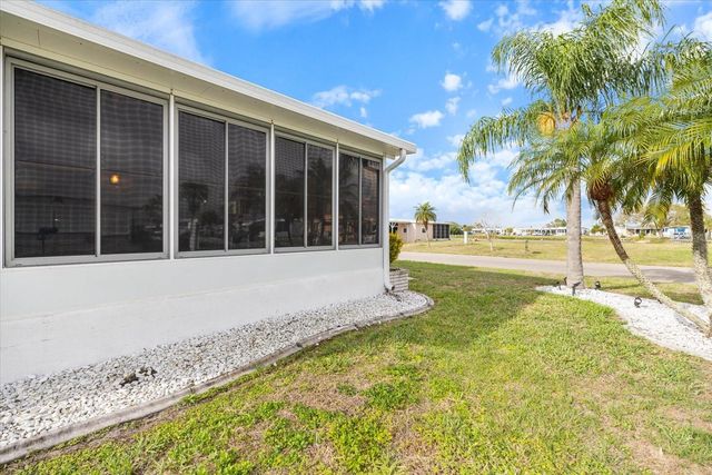 522 PARKWOOD AVENUE, North Port, FL 34287