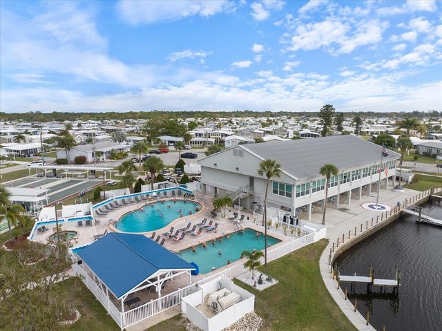 522 PARKWOOD AVENUE, North Port, FL 34287