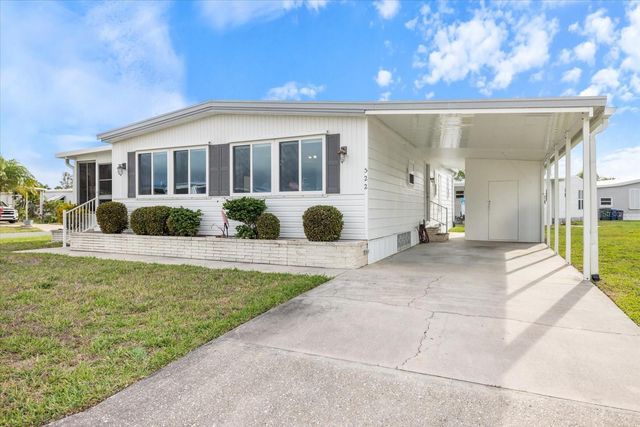 522 PARKWOOD AVENUE, North Port, FL 34287