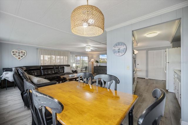 522 PARKWOOD AVENUE, North Port, FL 34287