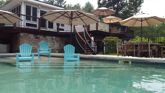 4 Johns Ave, Middleton, MA 01949