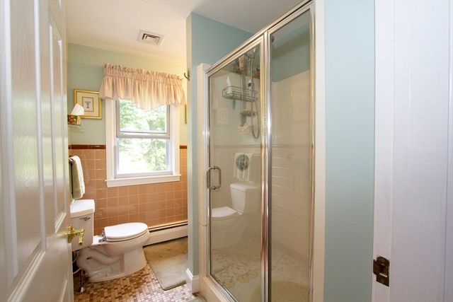 4 Johns Ave, Middleton, MA 01949