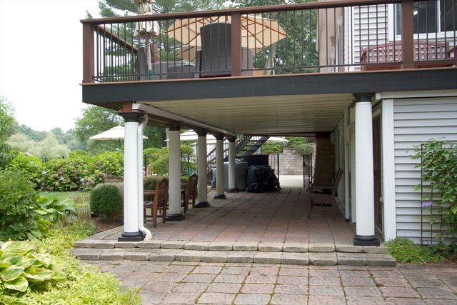 4 Johns Ave, Middleton, MA 01949