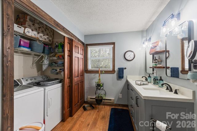 46 Hummingbird Drive, Maggie Valley, NC 28751