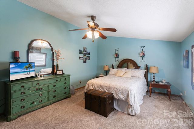 46 Hummingbird Drive, Maggie Valley, NC 28751