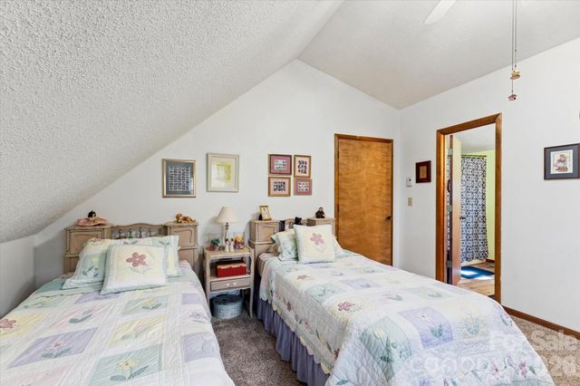 46 Hummingbird Drive, Maggie Valley, NC 28751