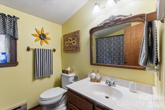 46 Hummingbird Drive, Maggie Valley, NC 28751