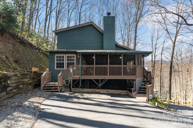 46 Hummingbird Drive, Maggie Valley, NC 28751