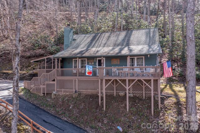 46 Hummingbird Drive, Maggie Valley, NC 28751