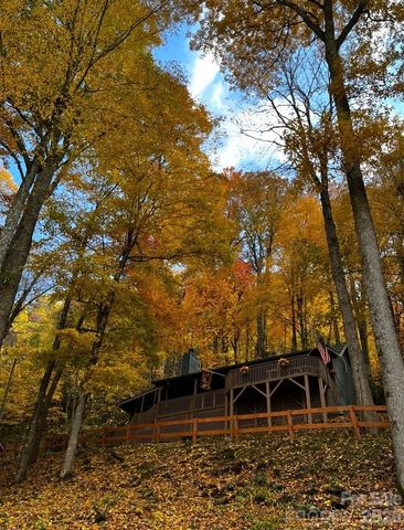 46 Hummingbird Drive, Maggie Valley, NC 28751