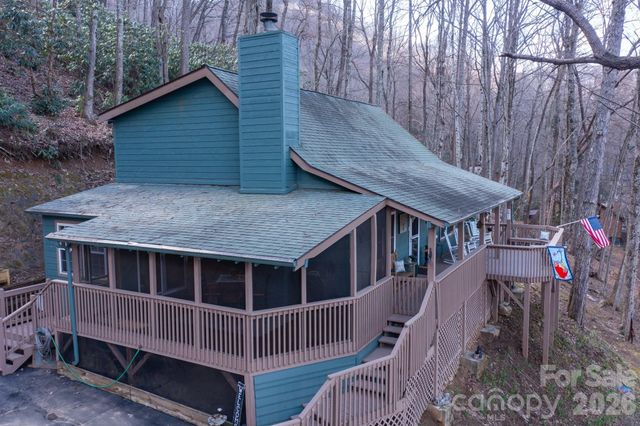 46 Hummingbird Drive, Maggie Valley, NC 28751