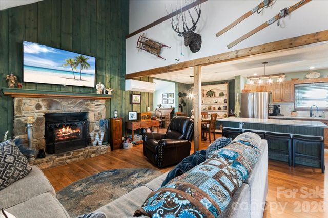 46 Hummingbird Drive, Maggie Valley, NC 28751