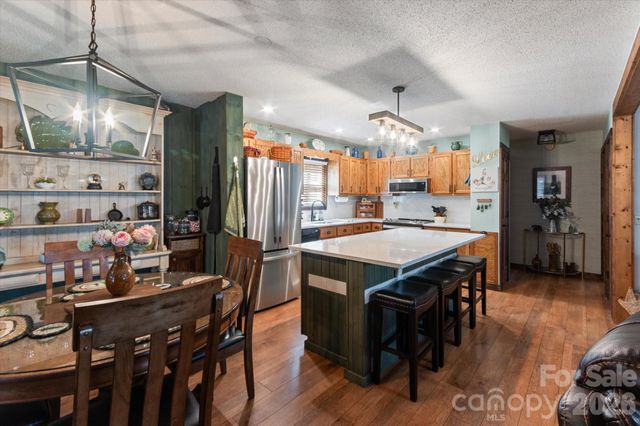 46 Hummingbird Drive, Maggie Valley, NC 28751