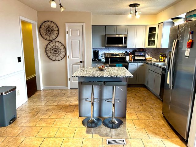 6905 Sandy Cove Drive, Harrison, TN 37341