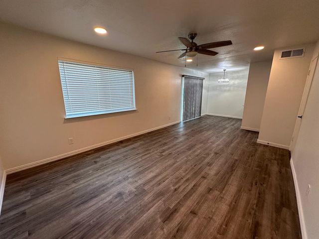 4011 Cole Avenue 111, Dallas, TX 75204