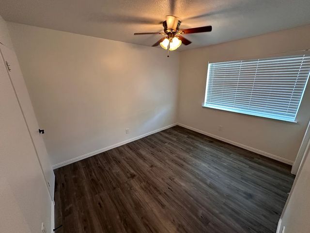 4011 Cole Avenue 111, Dallas, TX 75204