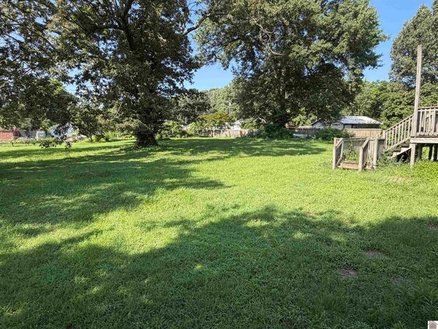 3032 Mayfield Road, Paducah, KY 42003