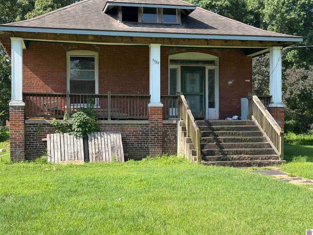 3032 Mayfield Road, Paducah, KY 42003