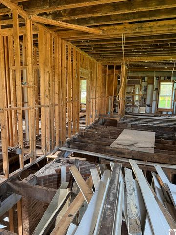 3032 Mayfield Road, Paducah, KY 42003
