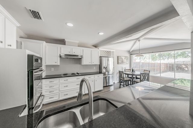 111 Ashe Bend Drive, Rowlett, TX 75087