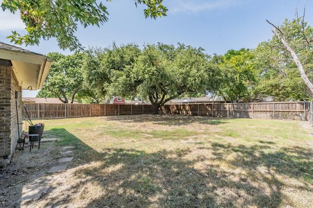 111 Ashe Bend Drive, Rowlett, TX 75087