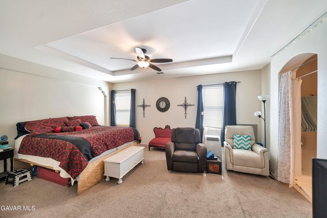 5818 W Avenue J-15, Lancaster, CA 93536