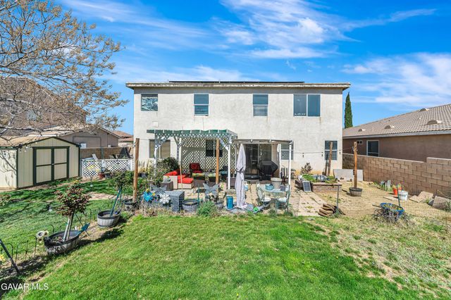 5818 W Avenue J-15, Lancaster, CA 93536