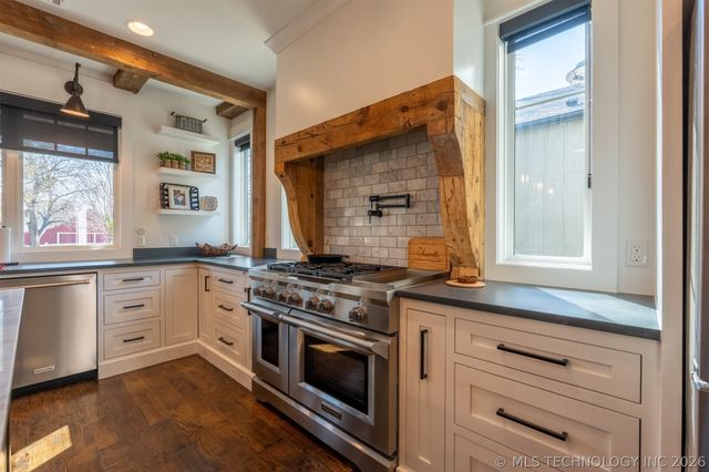 312 E Dallas Street, Broken Arrow, OK 74012