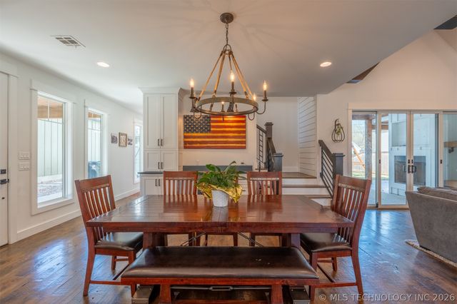 312 E Dallas Street, Broken Arrow, OK 74012