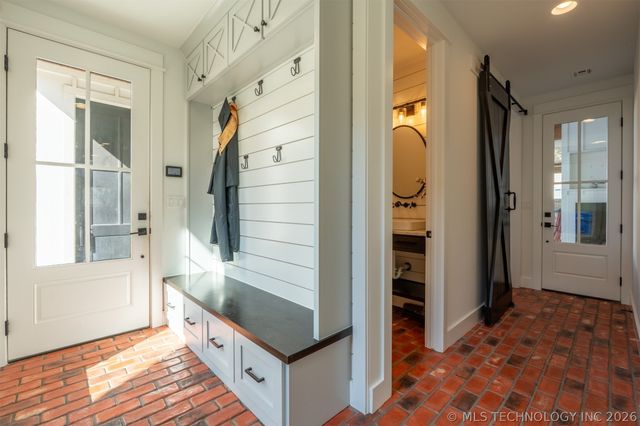 312 E Dallas Street, Broken Arrow, OK 74012